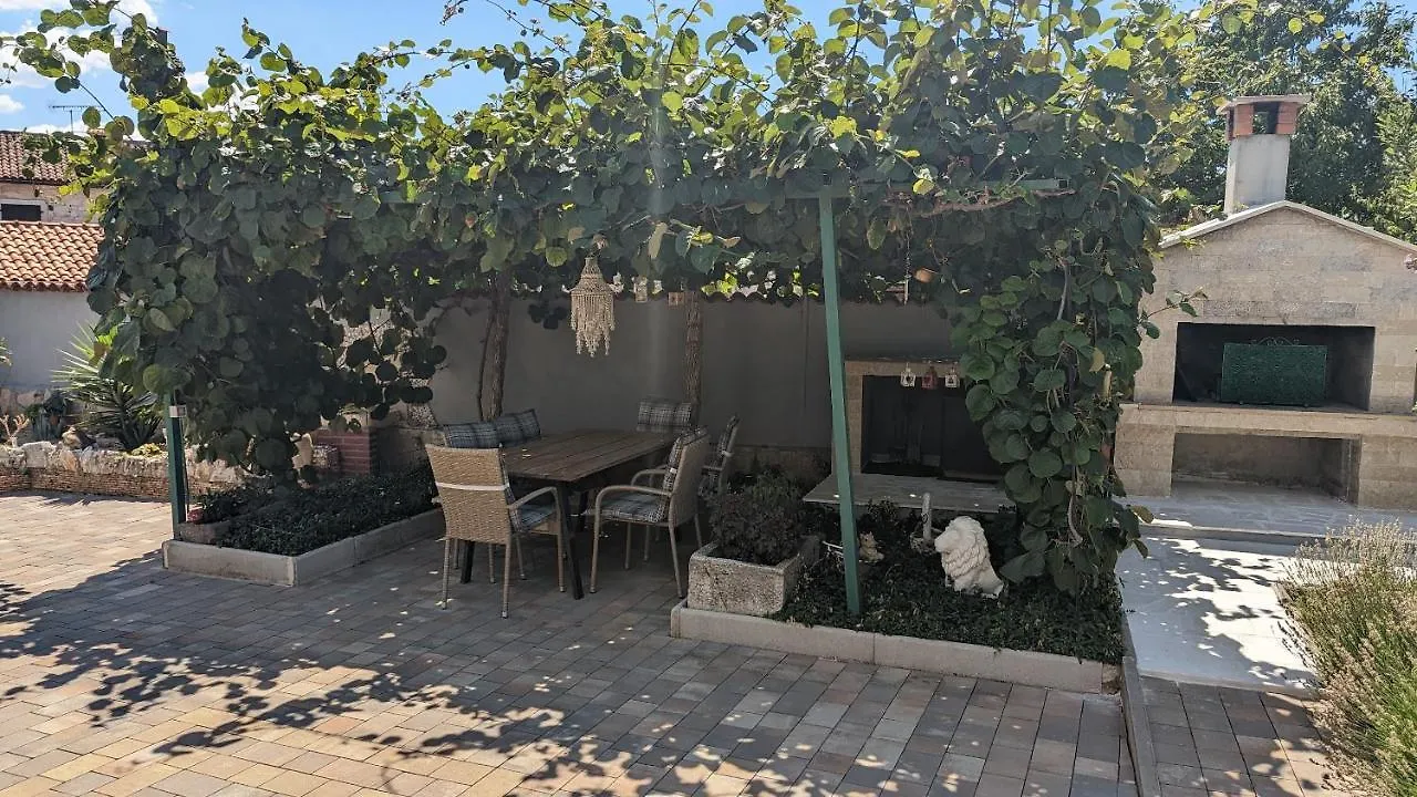Daire Apartman Aja Kaštelir