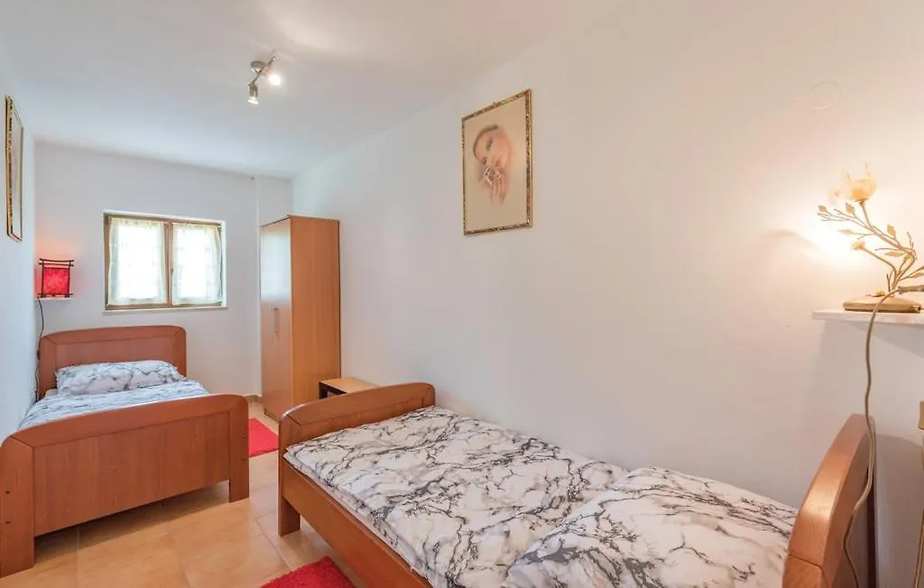 Apartman Aja Kaštelir