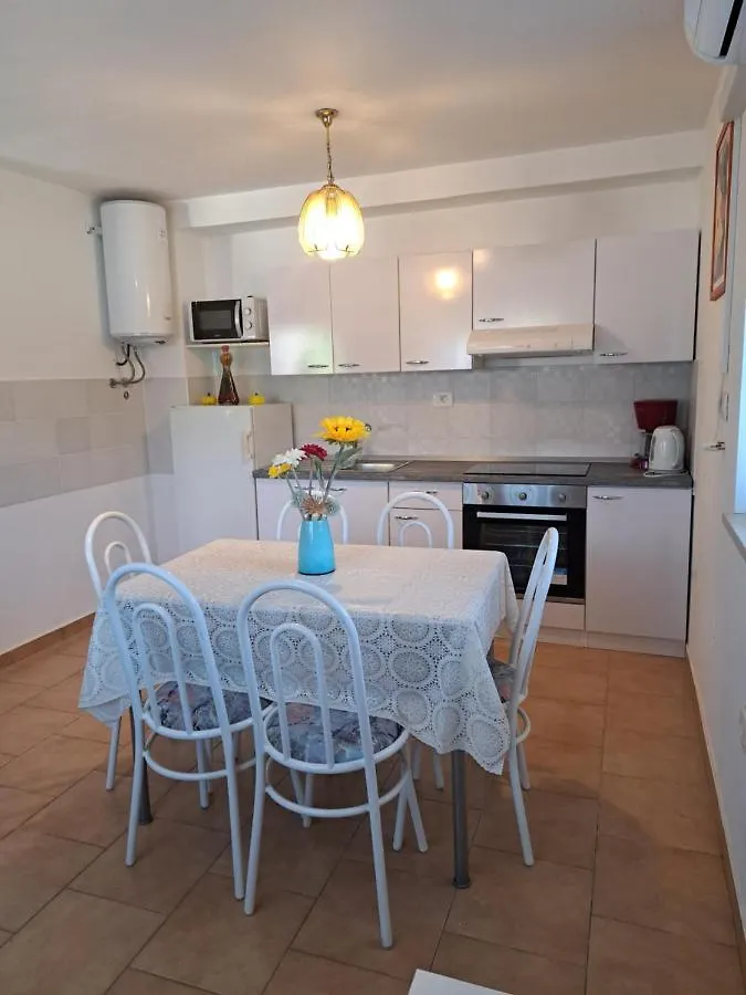 Daire Apartman Aja Kaštelir